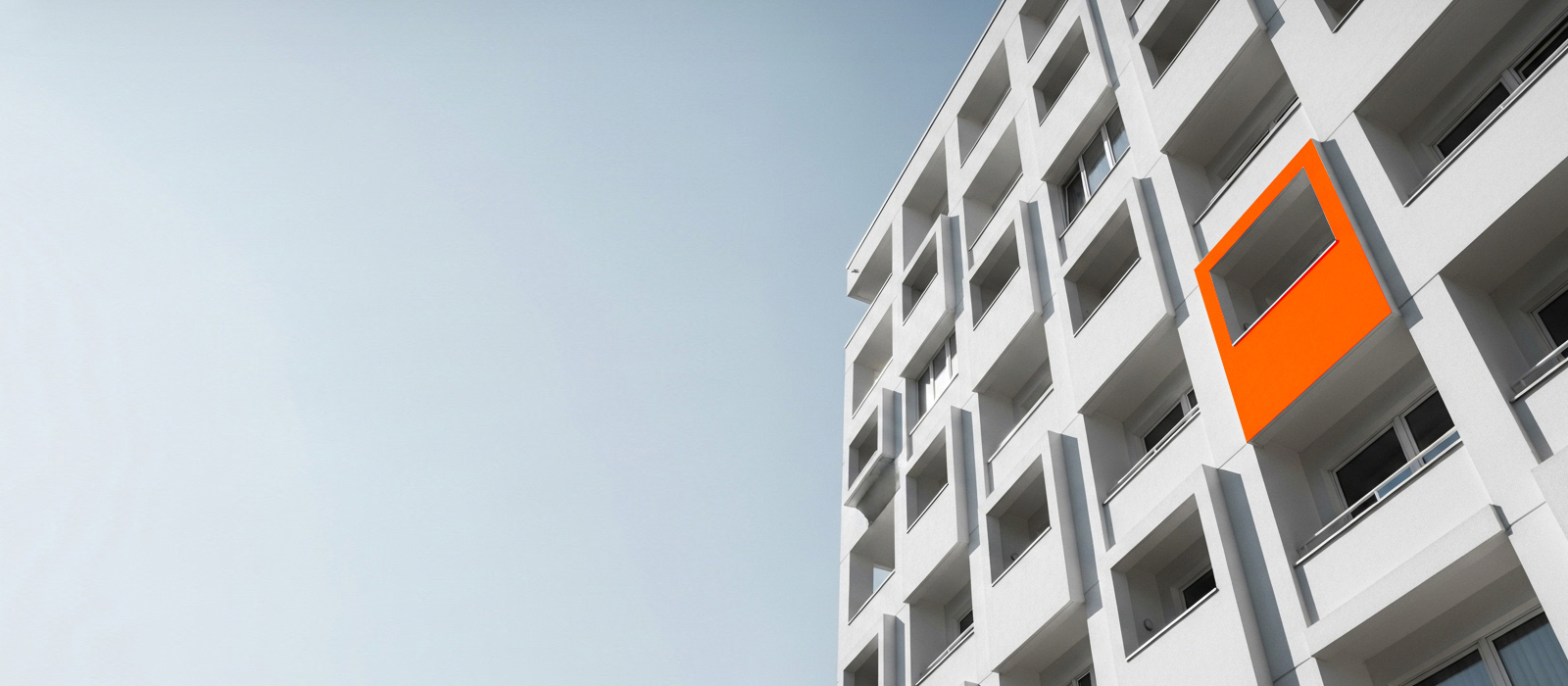 О компании Феникс